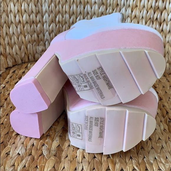 NIB ✨💕Baby Pink 💕✨Velvet Nightmare Platforms - Picture 7 of 8